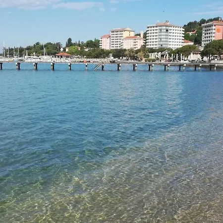 Bazilika Apartma Secovlje